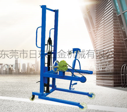 油桶傾倒車(chē)